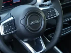 Jeep Avenger 1.2 e-Hybrid Summit | Navi | JBL | Camera | Winter | 18" thumbnail 14