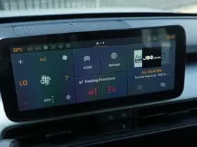 Jeep Avenger 1.2 e-Hybrid Summit | Navi | JBL | Camera | Winter | 18" thumbnail 19