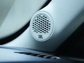 Jeep Avenger 1.2 e-Hybrid Summit | Navi | JBL | Camera | Winter | 18" thumbnail 28