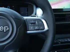 Jeep Avenger 1.2 e-Hybrid Summit | Navi | JBL | Camera | Winter | 18" thumbnail 30