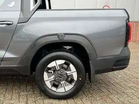 KGM Musso EV 80,6 kWh Platinum Marble Grey direct leverbaar thumbnail 13