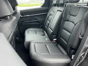 KGM Musso EV 80,6 kWh Platinum Marble Grey direct leverbaar thumbnail 25