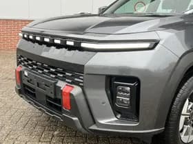 KGM Musso EV 80,6 kWh Platinum Marble Grey direct leverbaar thumbnail 8