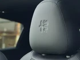 Alfa Romeo Junior Elettrica Speciale 54 kWh | Pano | Techno | 18" thumbnail 35