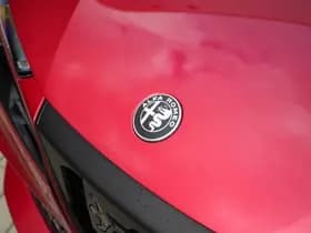 Alfa Romeo Junior Elettrica Speciale 54 kWh | Pano | Techno | 18" thumbnail 5