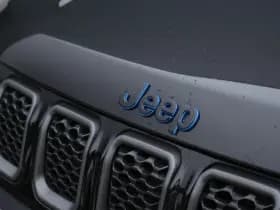 Jeep Compass 4xe 240 PK Hybrid S | Leder | Navi | Winter | Cam | 19" thumbnail 3