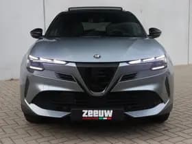 Alfa Romeo Junior 1.2 Turbo 136 PK Ibrida Speciale | Techno | Pano | Camera | Navi thumbnail 18