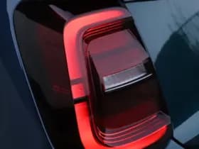 Fiat 500e Cabrio La Prima 42 kWh | Technology | Winter | BTW | 17" thumbnail 33