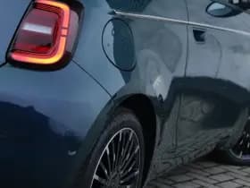 Fiat 500e Cabrio La Prima 42 kWh | Technology | Winter | BTW | 17" thumbnail 9