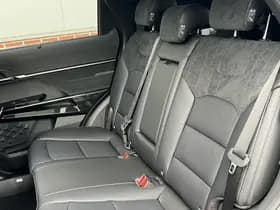 KGM Actyon Hybrid 1.5 Hybrid Titanium | Pano | Stoelverw voor & achter thumbnail 12