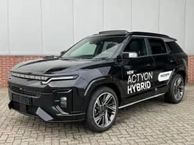 KGM Actyon Hybrid 1.5 Hybrid Titanium | Pano | Stoelverw voor & achter thumbnail 3