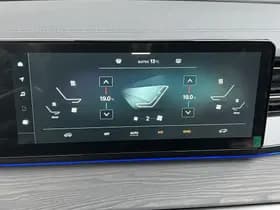 KGM Actyon Hybrid 1.5 Hybrid Titanium | Pano | Stoelverw voor & achter thumbnail 22