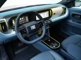 Fiat Grande Panda La Prima 44 kWh | Carplay | Camera | Winter | Cruise thumbnail 5