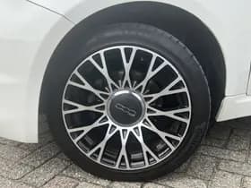 Fiat 500C TwinAir Turbo 80 PK Collezione | Navi | Carplay | Clima | 16" thumbnail 2