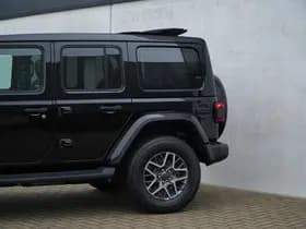 Jeep Wrangler Unlimited 4xe 380 PK Sahara | Leder | Soft Top | Overland | Camera | 18" thumbnail 7