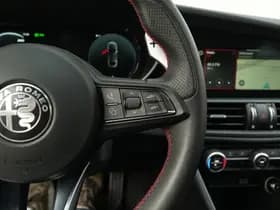 Alfa Romeo Giulia thumbnail 40