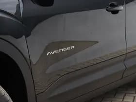 Jeep Avenger Summit 54kWh | Pano | Infotainment | Winter | Warmtepomp | 18" thumbnail 28