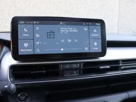 Jeep Avenger 1.2 e-Hybrid Summit | Pano | Navi | JBL | Camera | Winter thumbnail 17