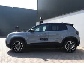 Jeep Avenger 1.2 e-Hybrid Summit | Pano | Navi | JBL | Camera | Winter thumbnail 3