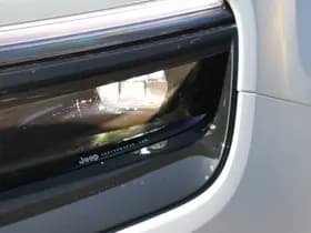 Jeep Avenger 1.2 e-Hybrid Summit | Pano | Navi | JBL | Camera | Winter thumbnail 39