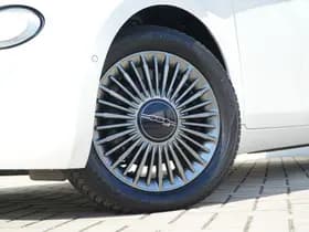 Fiat 500e Icon 42 kWh | Navi | Carplay | LED | Winter | Camera | 360pdc thumbnail 3