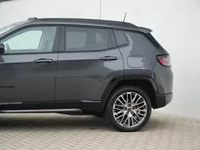 Jeep Compass 4xe 240 PK Hybride Summit | Pano | Premium | LED | Winter | 19" thumbnail 8