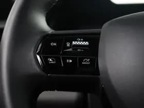 Alfa Romeo Junior 1.2 Turbo Hybrid 145 PK Q4 | Pano | Brera Red | Carplay | Camera thumbnail 15