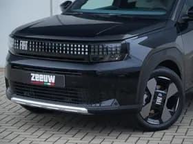 Fiat Grande Panda Grande La Prima 11 kW 44 kWh | Carplay | Camera | Winter | Cruis thumbnail 2