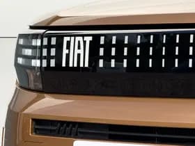 Fiat Grande Panda La Prima 11 kW 44 kWh | Carplay | Camera | Winter | Cruis thumbnail 3