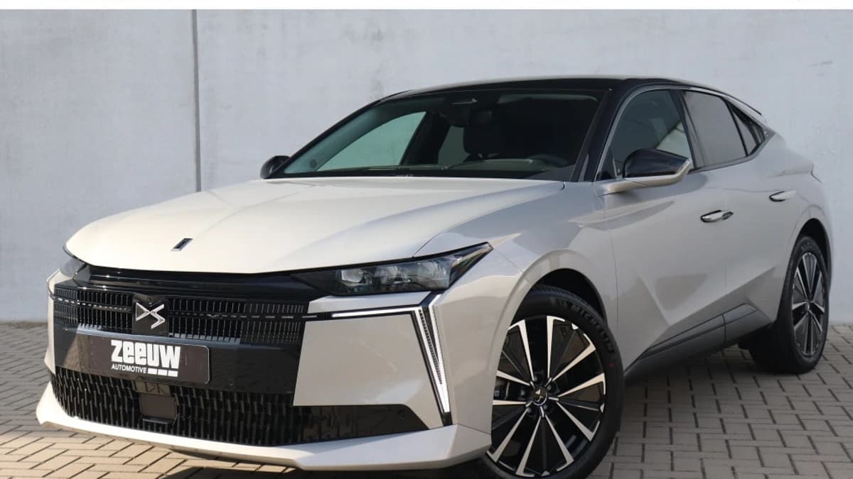 DS N°4 Automobiles E-Tense 157 KW Pallas — foto 1