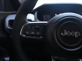 Jeep Avenger 1.2T 4xe 136 PK The North Face | 4x4 | Limited Edition! thumbnail 24