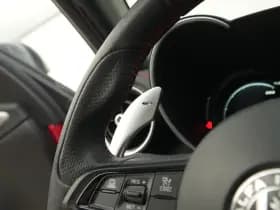 Alfa Romeo Giulia 2.0 Turbo 280 PK Competizione Q4 AWD | Pano | Veloce | 19" VERKOCHT thumbnail 41