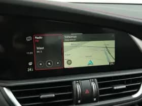 Alfa Romeo Giulia 2.0 Turbo 280 PK Competizione Q4 AWD | Pano | Veloce | 19" VERKOCHT thumbnail 42