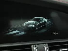 Alfa Romeo Giulia 2.0 Turbo 280 PK Competizione Q4 AWD | Pano | Veloce | 19" VERKOCHT thumbnail 47