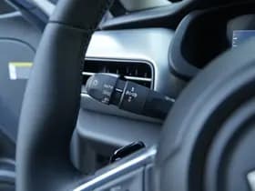 Jeep Avenger 1.2 e-Hybrid Summit | Navi | JBL | Camera | Winter | 18" thumbnail 9