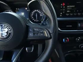 Alfa Romeo Stelvio thumbnail 23