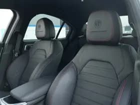 Alfa Romeo Giulia 2.0 Turbo 280 PK Competizione Q4 AWD | Harman | Veloce | 19" thumbnail 33