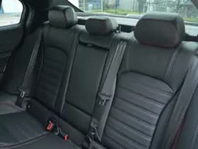 Alfa Romeo Giulia 2.0 Turbo 280 PK Competizione Q4 AWD | Harman | Veloce | 19" thumbnail 44