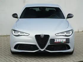 Alfa Romeo Giulia 2.0 Turbo 280 PK Competizione Q4 AWD | Harman | Veloce | 19" thumbnail 8