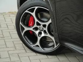 Alfa Romeo Tonale 1.3T PHEV 280 PK Veloce | Leder | Navi | LED | 19" thumbnail 19