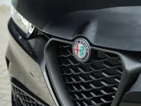 Alfa Romeo Tonale 1.3T PHEV 280 PK Veloce | Leder | Navi | LED | 19" thumbnail 4