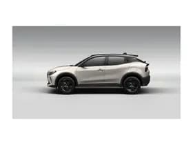 Alfa Romeo Junior Ibrida Automaat thumbnail 2