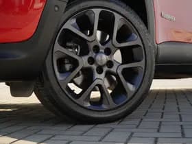 Jeep Renegade 4xe 240 PK Hybrid S | Leder | Navi | Winter | LED | Camera | 19" thumbnail 4