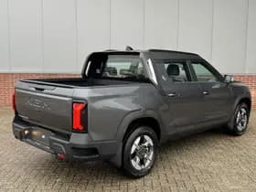 KGM Musso EV 80,6 kWh Platinum Marble Grey direct leverbaar thumbnail 22