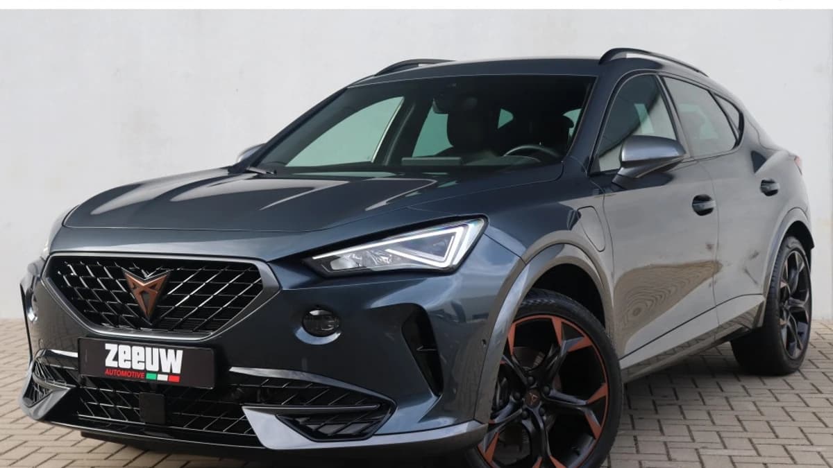 CUPRA Formentor VZ 1.4 e-HYBRID 205 PK | Navi | Carplay | LED | Camera | 19" — foto 1