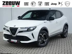 Alfa Romeo Junior 1.2 Turbo Ibrida 145 PK Sport Speciale | Pano | Techno | 18"