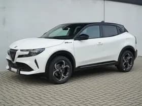 Alfa Romeo Junior 1.2 Turbo Ibrida 145 PK Sport Speciale | Pano | Techno | 18" thumbnail 12