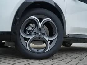 Alfa Romeo Junior 1.2 Turbo Ibrida 145 PK Sport Speciale | Pano | Techno | 18" thumbnail 7