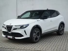 Alfa Romeo Junior 1.2 Turbo Ibrida 145 PK Sport Speciale | Pano | Techno | 18" thumbnail 10