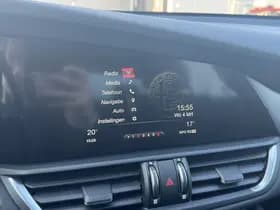 Alfa Romeo Giulia 2.0 Turbo 280 PK Super | Veloce | Navi | Xenon | 18" thumbnail 27